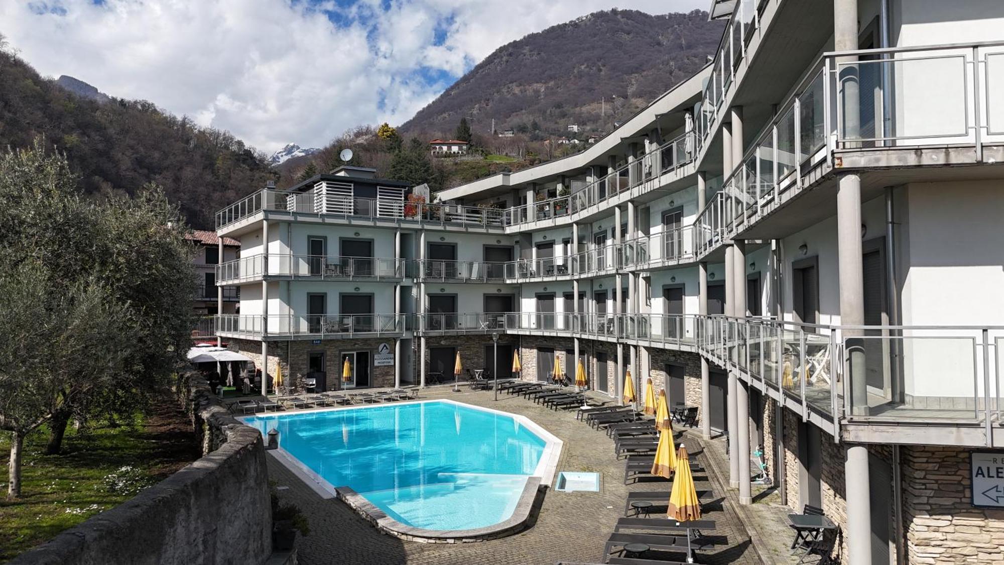 Hotel Residence Alessandra Домазо Экстерьер фото