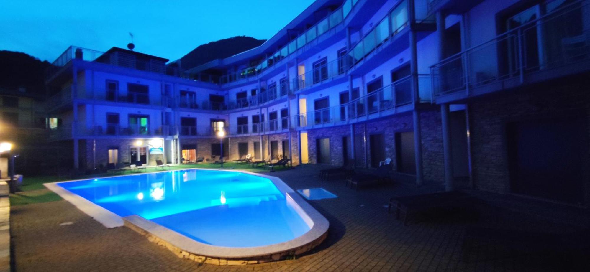 Hotel Residence Alessandra Домазо Экстерьер фото